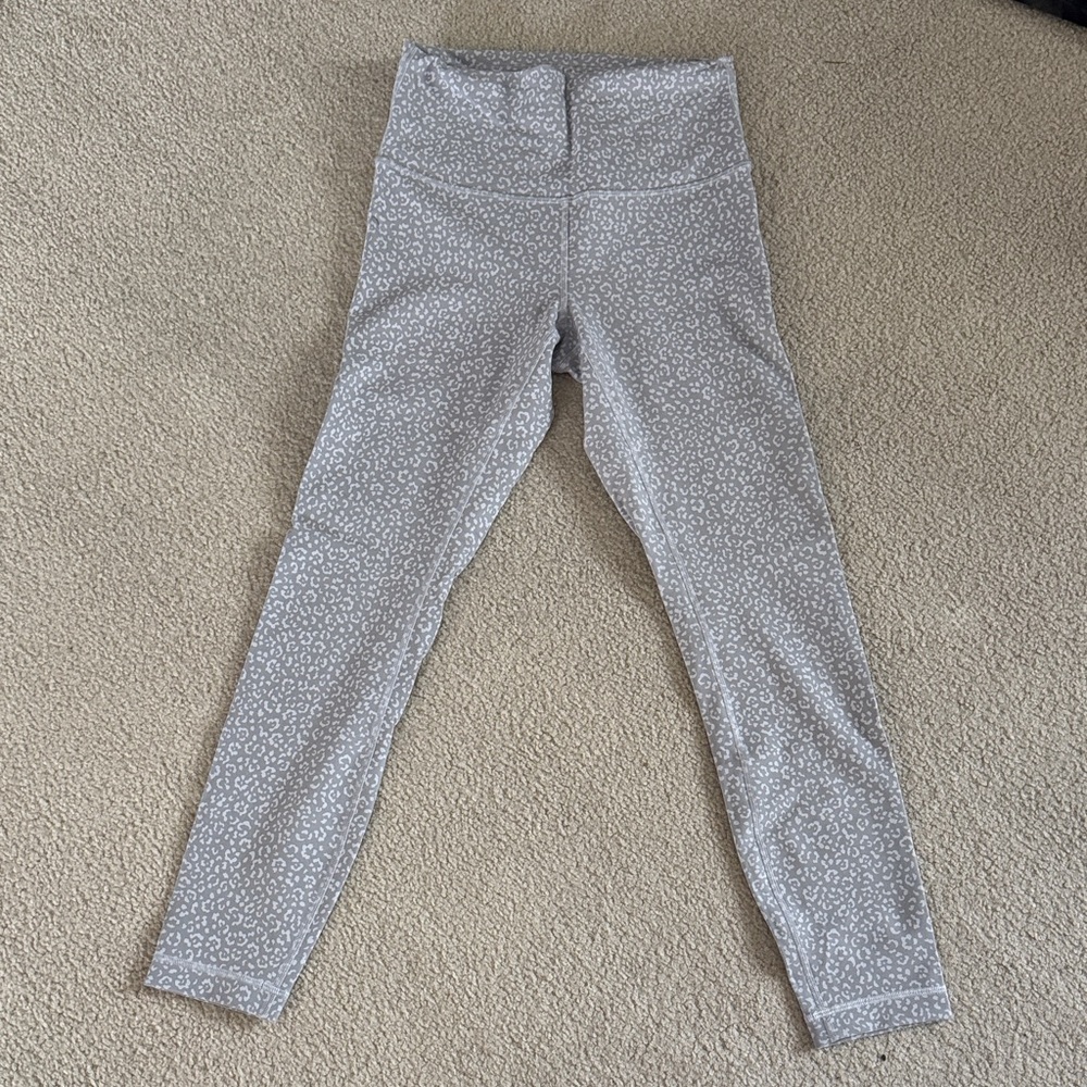 lululemon athletica Gray Patterned wunder train 25”